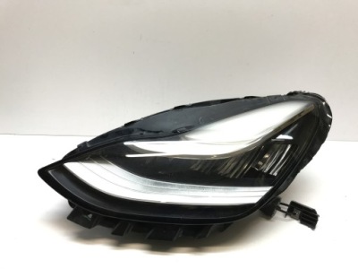 Tesla model 3 фара лівий перед led 1077375-00-c фото №1