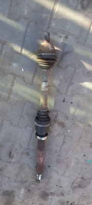 Привідний вал правий ford focus 1.8tdc 1 06r hb фото №1