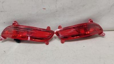 Лампа противотуманная левая kia rio iv 4 92405 1w200 фото №1