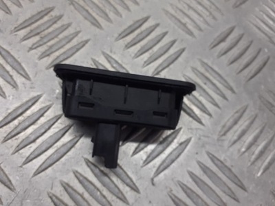 Мікровимикач замка кришки renault scenic ii 1.5 dci 8200076256 фото №1