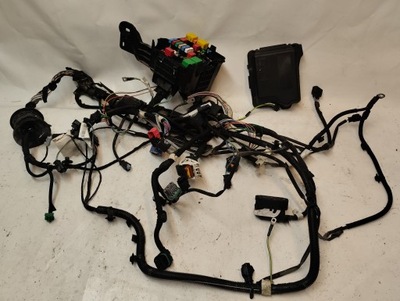 Citroen c3 iii 1.2 коробка запобіжників електропроводка фото №1