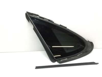 Porsche cayenne coupe стекло треугольник 9y3845297d фото №1