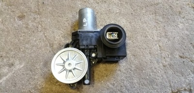 Lexus ct моторчик підйомника лівий передній 85720-60331 фото №1