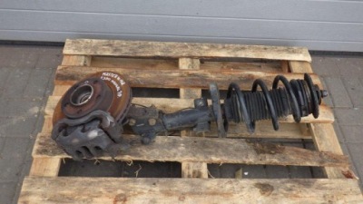 Mcperson амортизатор пружина правая  перед master 3 2.3 dci 543028774r фото №1