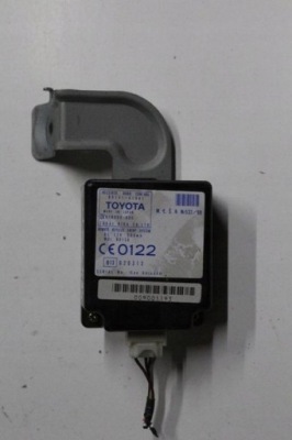 Toyota prius 01 модуль блок керування фото №1