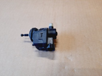 Renault clio ii моторчик регулировки лампы 7700420737 фото №1