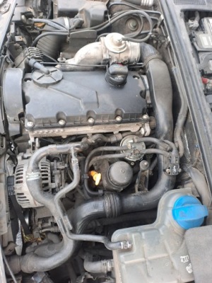 Skoda двигатель kompletny 1.9 tdi awx фото №1