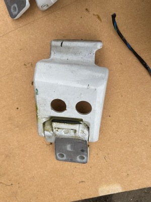 Петля sprinter 907 910 2018-2024 дверь задняя 180 ступени нижний фото №1