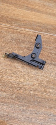 Jeep cherokee kj кронштейн насоса abs фото №1