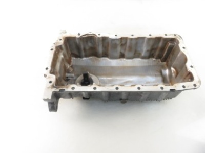 Піддон масляна vw golf plus 1.6 06a103603aj фото №1