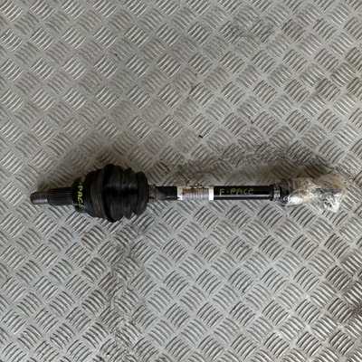Приводной вал передняя правая jaguar f-pace 2.0 bz. фото №1
