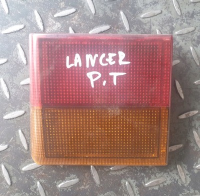 Лампа правий задня кришка багажника mitsubishi lancer iv hb фото №1