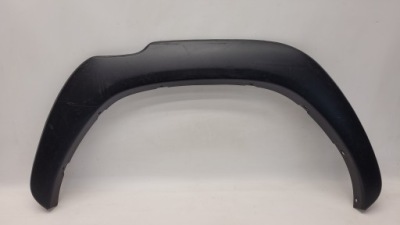 Toyota hilux viii lift молдинг крыло левая задняя фото №1