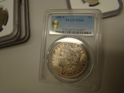 -- >USA Morgan Dollar 1881 S -- PCGS MS64