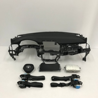 C-hr панель приладів консоль подушки безпеки ремені подушка безпеки фото №1