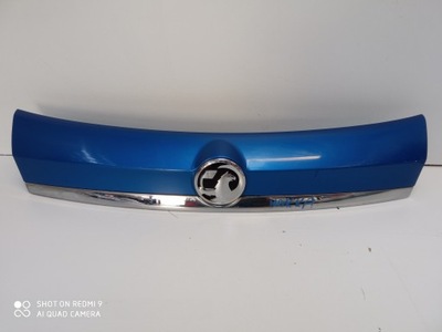 Opel mokka накладка молдинг значок крышки задняя фото №1