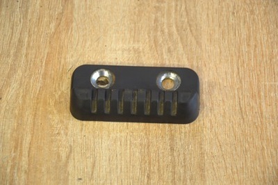 Кронштейн відбійник задня kia stinger фото №1