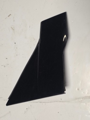 Nissan qashqai j12 21- молдинг заглушка дверей правий перед фото №1