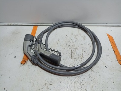 Tesla model 3 кабель заряджання фото №1