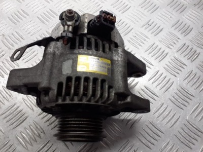 Генератор toyota yaris 1 1.4 d4d 27060-33020 фото №1