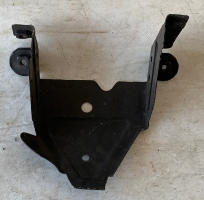 Захист замка капот mercedes 169 245 a1696220028 фото №1