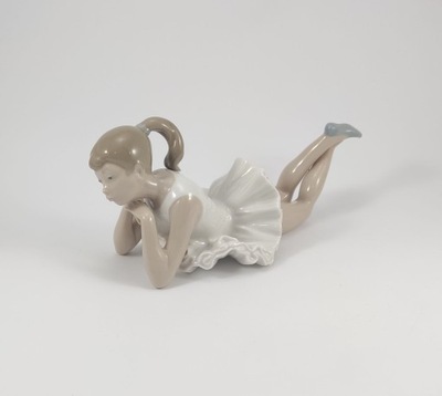 Figurka Porcelanowa - BALETNICA - LLADRO NAO