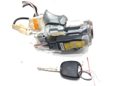 Замок запалювання toyota avensis verso 45020-28-7 2.0 116km 01-11 фото №1