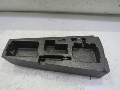 Вкладыш багажника leon iii 5f фото №1