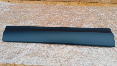 Land rover discovery v 17- молдинг двері лівий перед фото №1