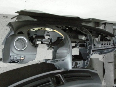 Панель приладів mazda rx-8 europa фото №1