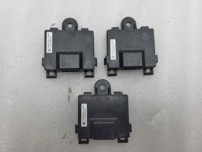 Tesla model s модуль блок керування ручка 1069651-00-d фото №1