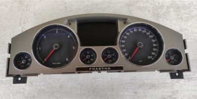 Лічильник прилади спідометр vw phaeton lift 02-10 3d0920983c фото №1