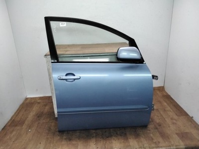 Toyota avensis verso двері передні праве фото №1