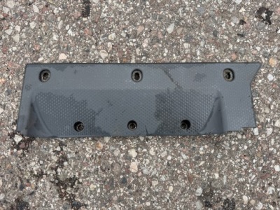 Заглушка порог бардачка порог mercedes actros mp 2 mp 3 фото №1