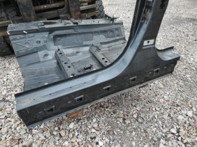 Bmw f20 блок двигателя b средний порог фото №1