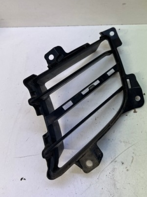 Решітка бампера ліва mazda 6 фото №1