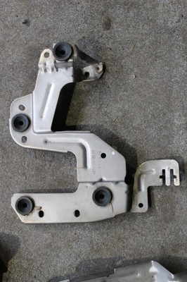 Infiniti q60 2.0 turbo a2741412840 кронштейн фото №1