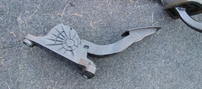 Kia niro plg-in 2018 педаль газу europa 32726-g2100 фото №1