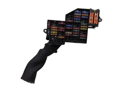 Коробка предохранителей vw touareg i 2.5 tdi фото №1