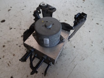 Насос abs ford mondeo mk4 7g912c405ab фото №1