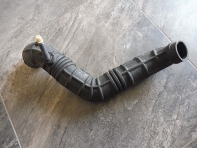 Труба фильтра воздуха carisma volvo v40 1.9 td фото №1