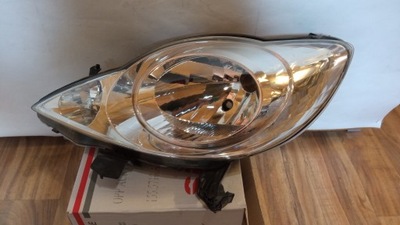 Лампа перед peugeot 107 фото №1