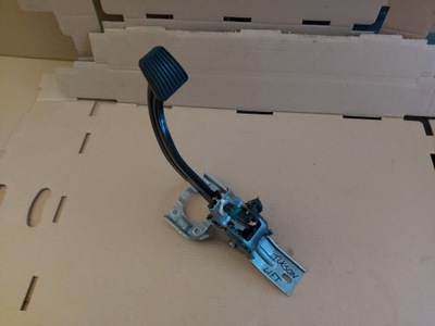 Hyundai tucson ii lift педаль 32800d3005 фото №1