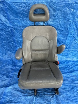 Сидіння правий ii ряд chrysler grand voyager iv фото №1