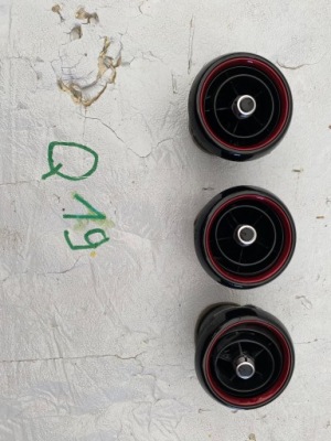 Cx-3 решётка консоли правая левая d09w64730 фото №1