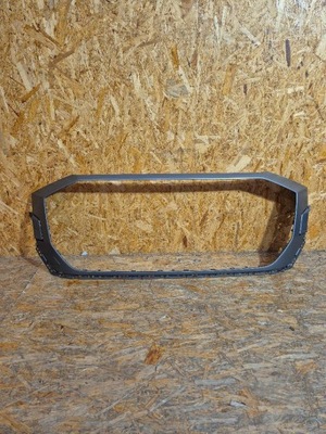 Рамка решетка audi q8 4m8807725 фото №1