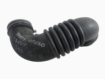 Wąż труба повітрозабірник повітря toyota yaris verso 1.3 vvti 17881-21010e1 фото №1