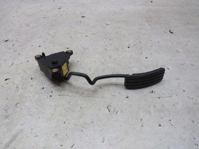 Потенциометр педаль газа renault zoe 180102742r фото №1