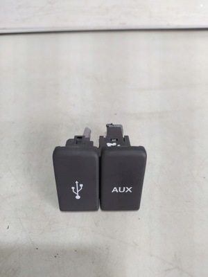 Honda jazz iv роз'єм usb aux 15- фото №1