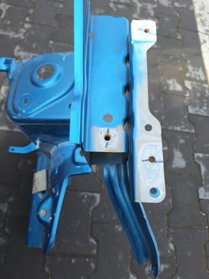 Dacia spring четверть левая кронштейн крепления фото №1